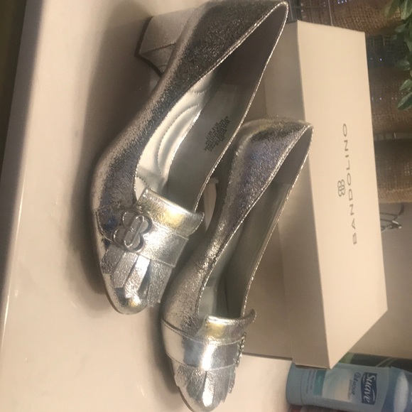 Bandolino heels size 7 - Picture 2 of 8